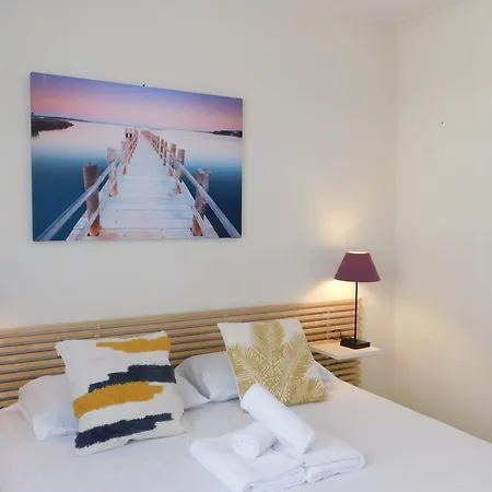 Apartment Bright T2 