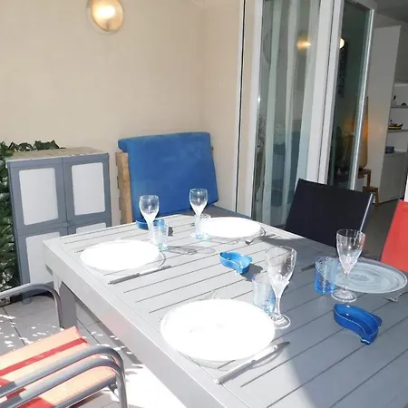 Apartment Bright T2 